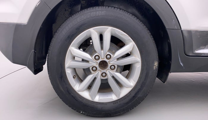 2015 Hyundai Creta 1.6 SX PLUS PETROL, Petrol, Manual, 84,141 km, Right Rear Wheel