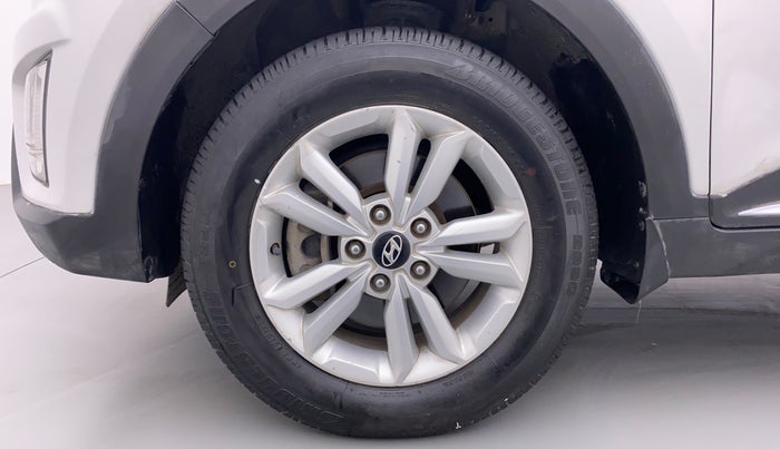 2015 Hyundai Creta 1.6 SX PLUS PETROL, Petrol, Manual, 84,141 km, Left Front Wheel