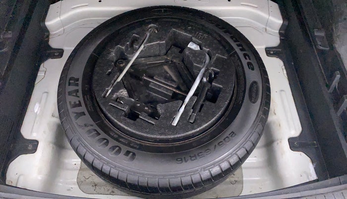2015 Hyundai Creta 1.6 SX PLUS PETROL, Petrol, Manual, 84,141 km, Spare Tyre