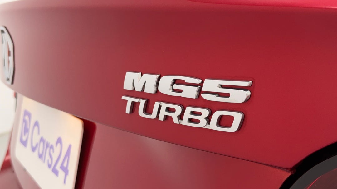 2024 MG Mg5 Essence, Automatic, 17187 km, Badge (Boot Right Side)
