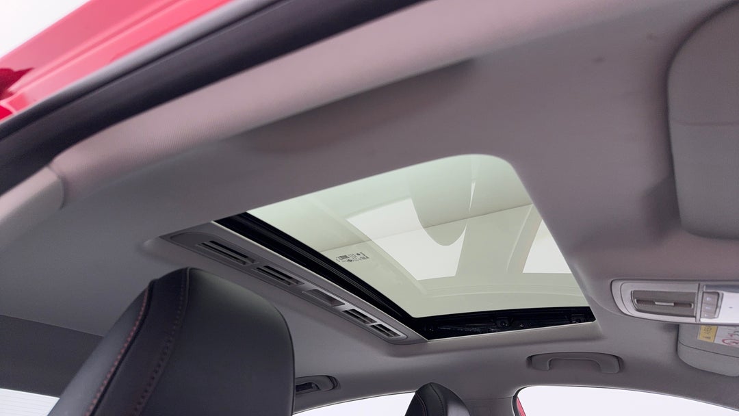 2024 MG Mg5 Essence, Automatic, 17187 km, Interior Sunroof/Moonroof