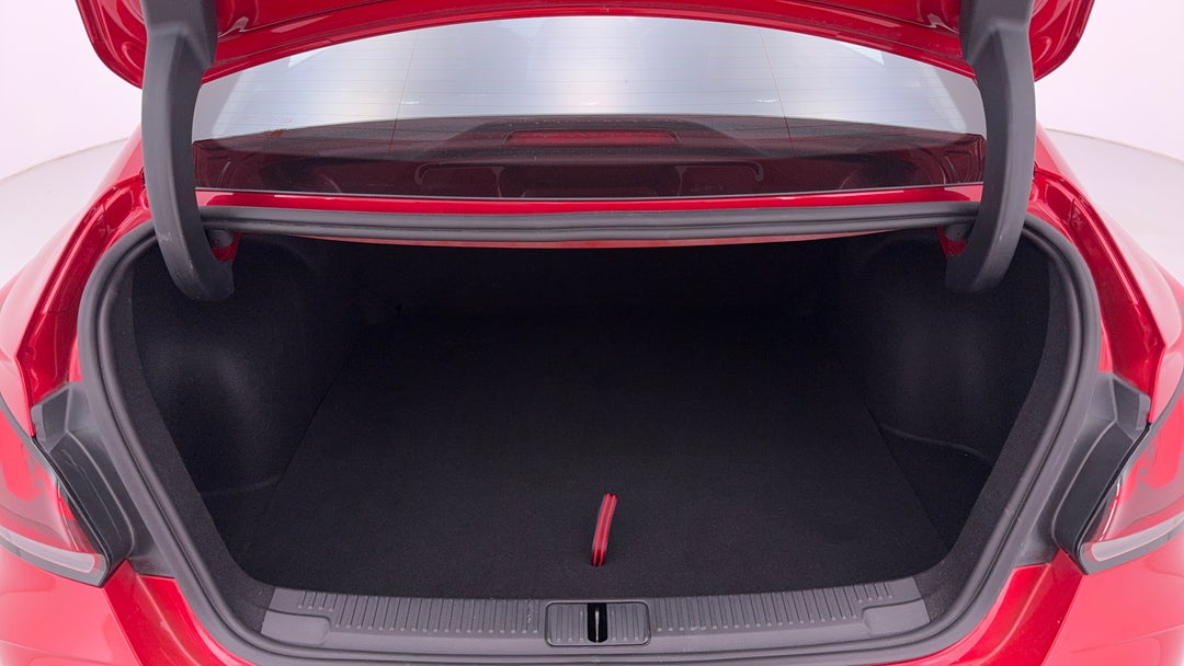 2024 MG Mg5 Essence, Automatic, 17187 km, Boot Inside View