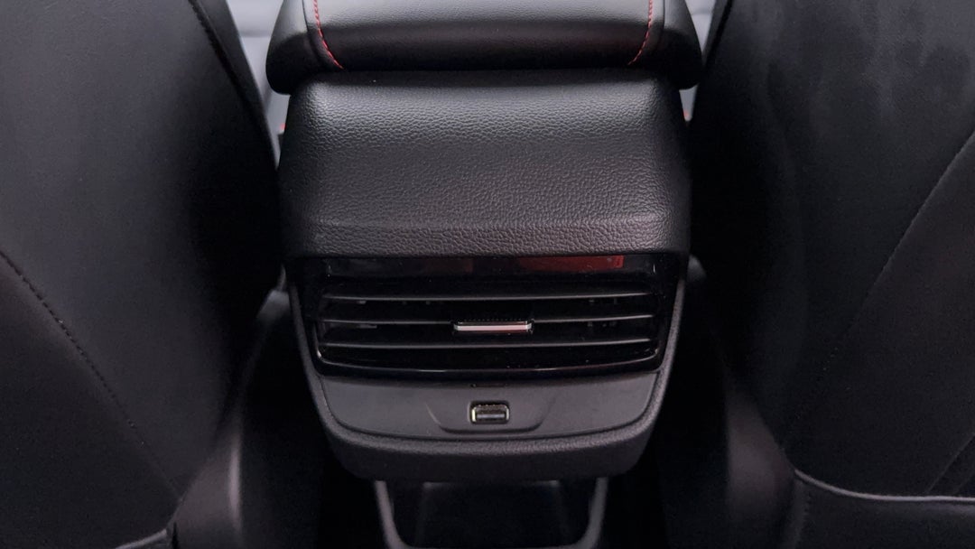 2024 MG Mg5 Essence, Automatic, 17187 km, Rear A/C Vent