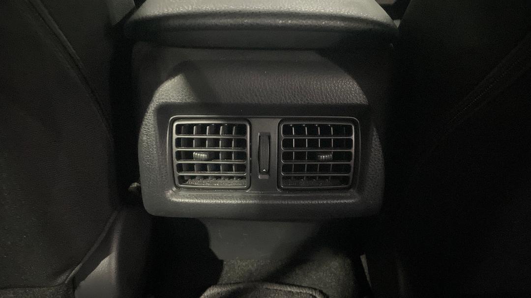 2023 Toyota Camry Ascent, Automatic, 53686 km, Rear A/C Vent