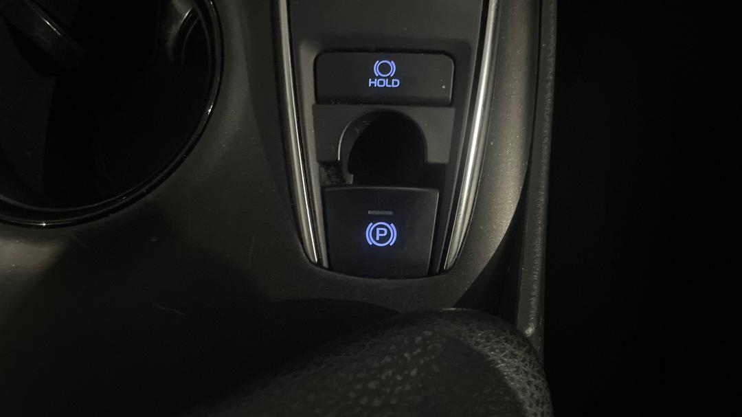2023 Toyota Camry Ascent, Automatic, 53686 km, Handbrake
