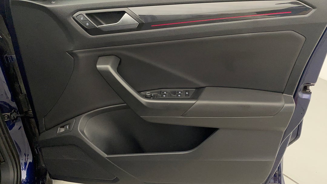 2020 Volkswagen T-roc 140tsi Sport( R-line), Automatic, 26823 km, Speaker View