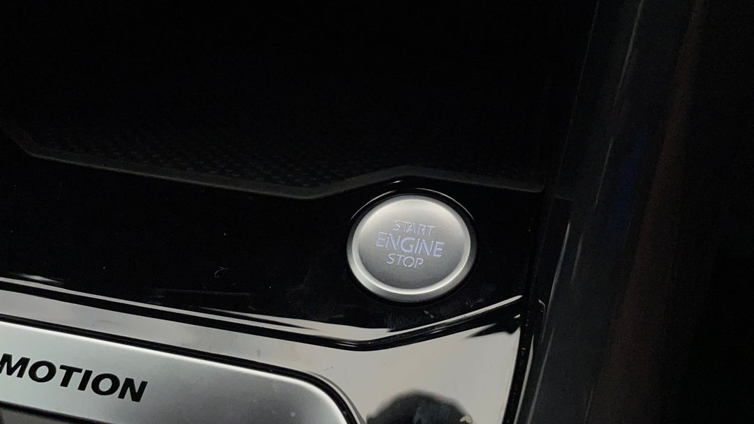 2020 Volkswagen T-roc 140tsi Sport( R-line), Automatic, 26823 km, Keyless / Button Start