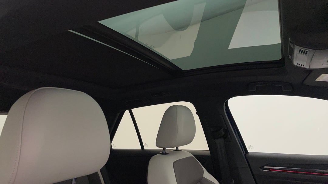 2020 Volkswagen T-roc 140tsi Sport( R-line), Automatic, 26823 km, Interior Sunroof/Moonroof