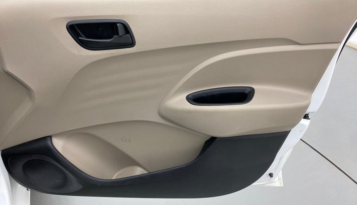 2020 Hyundai NEW SANTRO MAGNA 1.1 CORPORATE EDITION AMT, Petrol, Automatic, 35,228 km, Driver Side Door Panels Control