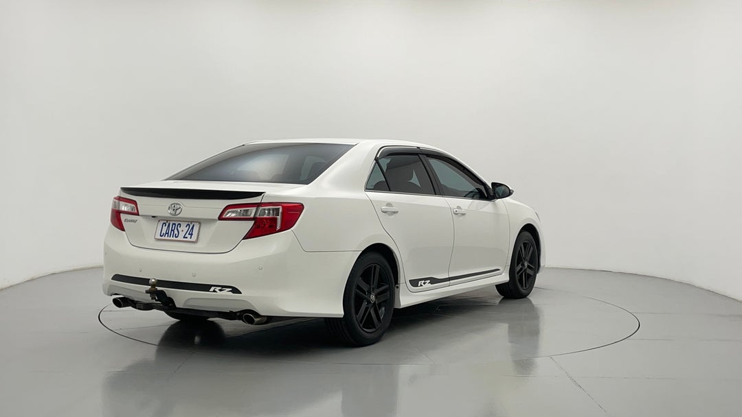 Right Back Diagonal (45- Degree) View