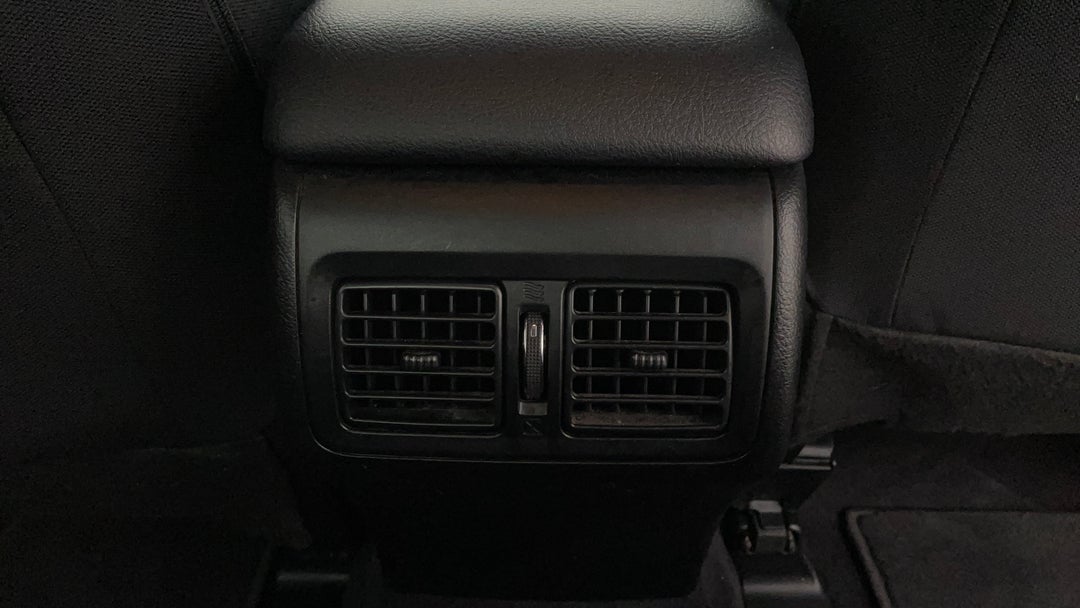Rear A/C Vent
