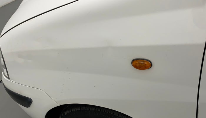 2013 Hyundai Santro Xing GL PLUS, Petrol, Manual, 82,443 km, Left fender - Slightly dented