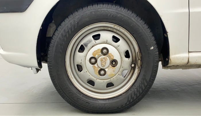 2013 Hyundai Santro Xing GL PLUS, Petrol, Manual, 82,443 km, Left Front Wheel