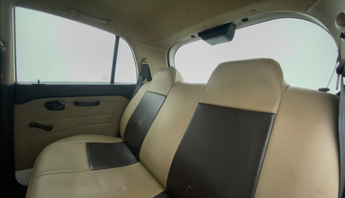 2013 Hyundai Santro Xing GL PLUS, Petrol, Manual, 82,443 km, Right Side Rear Door Cabin