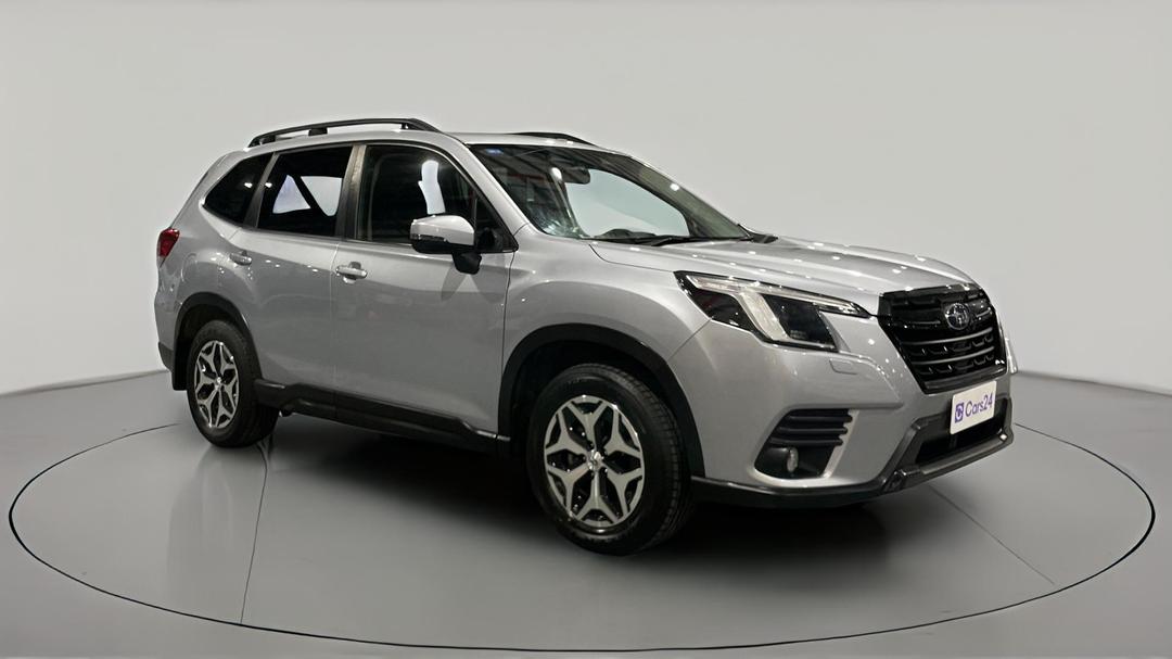2023 Subaru Forester 2.5i (AWD), Automatic, 42356 km, Right Front Diagonal (45- Degree) View