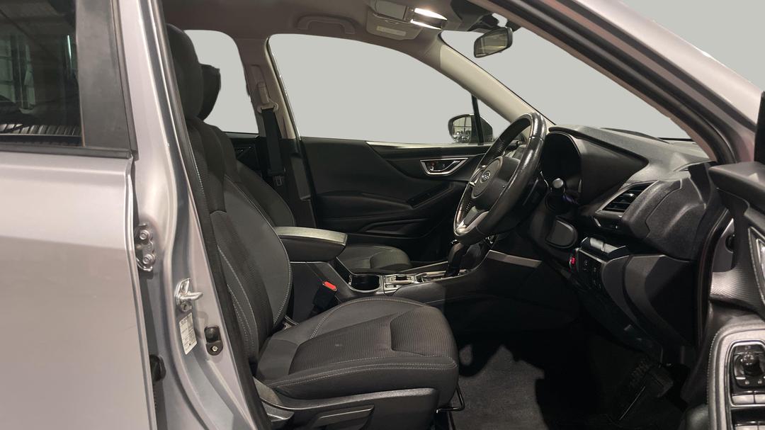 2023 Subaru Forester 2.5i (AWD), Automatic, 42356 km, Right Side Front Door Cabin View