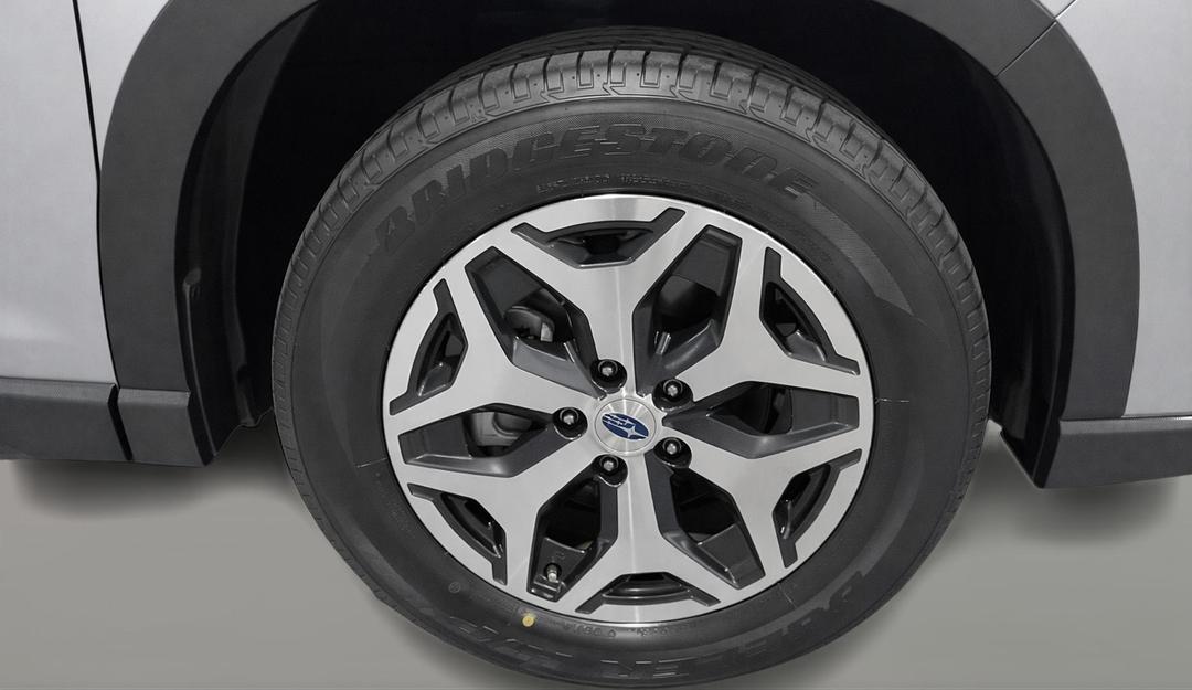 2023 Subaru Forester 2.5i (AWD), Automatic, 42356 km, Right Front Wheel