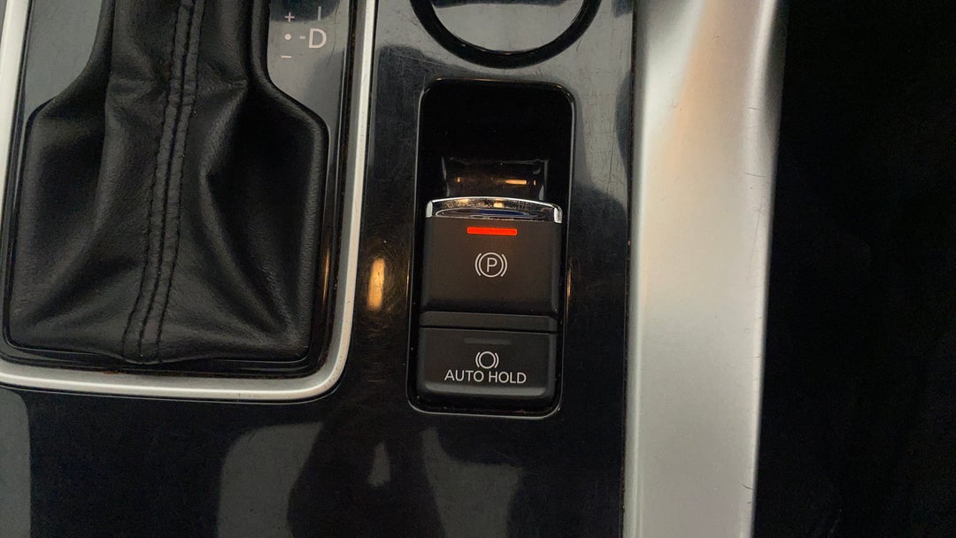 2020 Mitsubishi Eclipse Cross Exceed (2WD), Automatic, 68039 km, Handbrake