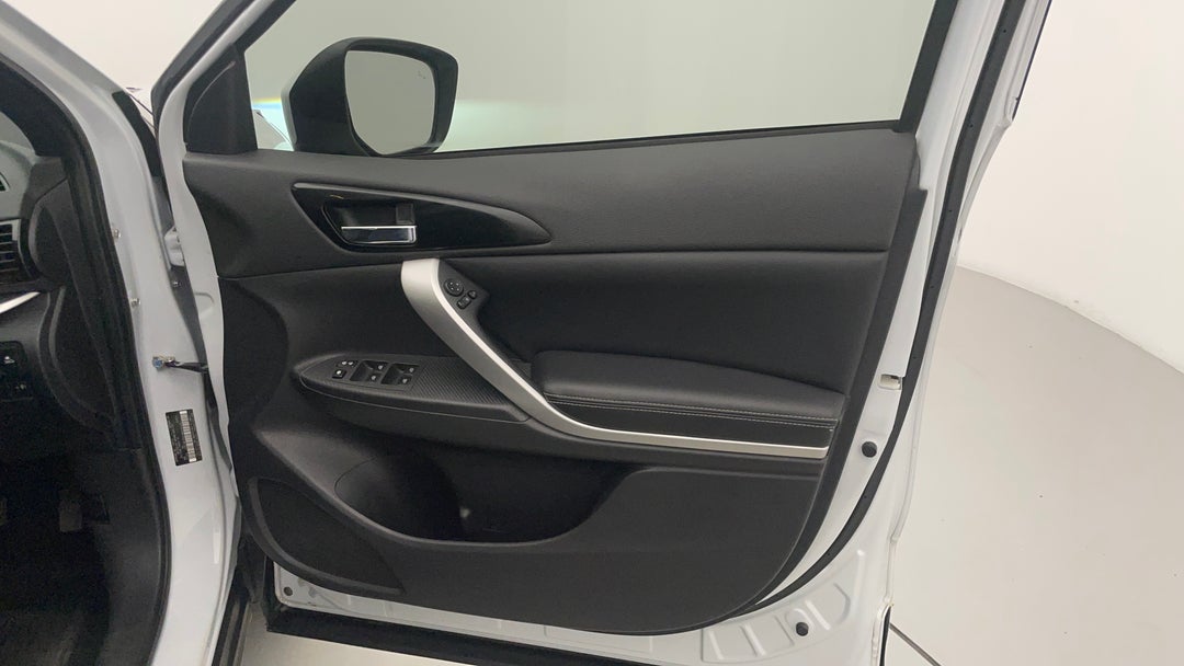 2020 Mitsubishi Eclipse Cross Exceed (2WD), Automatic, 68039 km, Speaker View