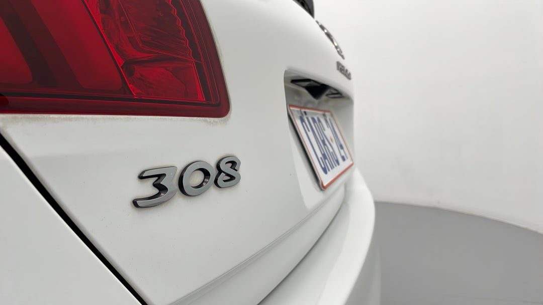 Badge (Boot Left Side)