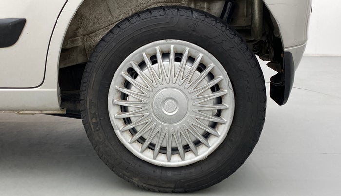 2017 Maruti Wagon R 1.0 LXI CNG, CNG, Manual, 45,180 km, Left Rear Wheel