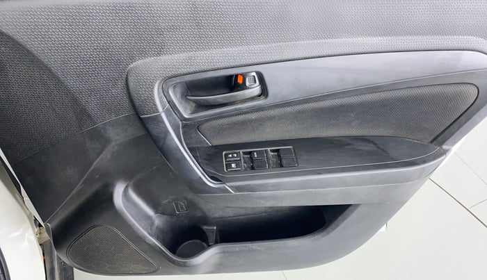 2018 Maruti Vitara Brezza VDI, Diesel, Manual, 49,317 km, Driver Side Door Panels Control