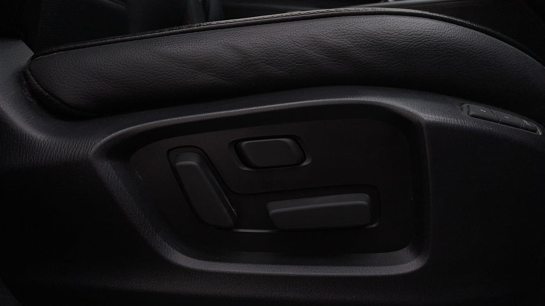 2020 Mazda CX-5 Gt Turbo (awd), Automatic, 54114 km, Drivers Side Adjustment Panel