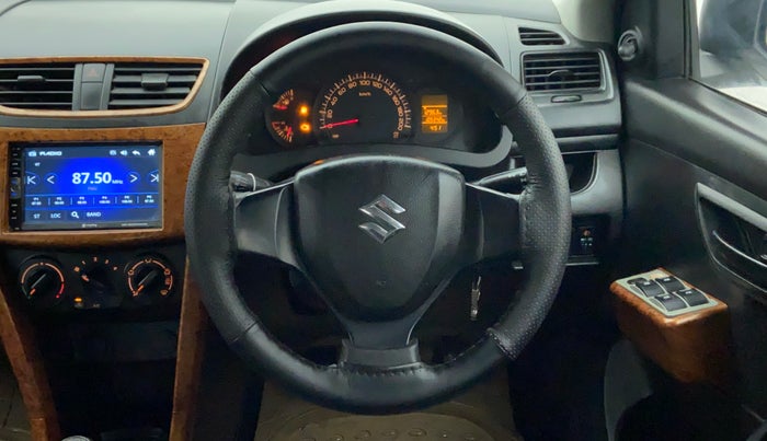 2014 Maruti Swift LXI D, CNG, Manual, 1,05,324 km, Steering Wheel Close Up