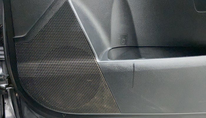 2017 Toyota Corolla Altis J S, CNG, Manual, Speaker