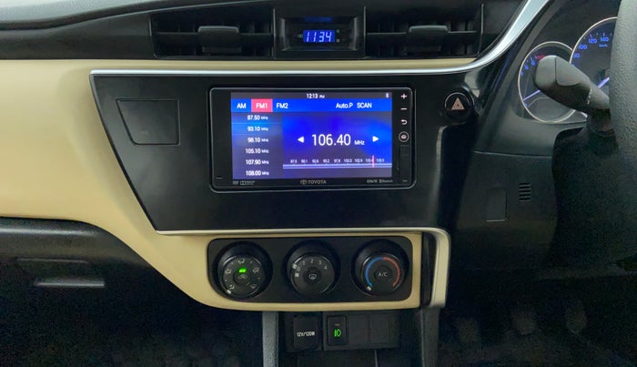 2017 Toyota Corolla Altis J S, CNG, Manual, Air Conditioner