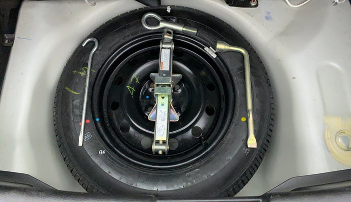 2017 Maruti Swift VXI D, Petrol, Manual, 14,319 km, Spare Tyre