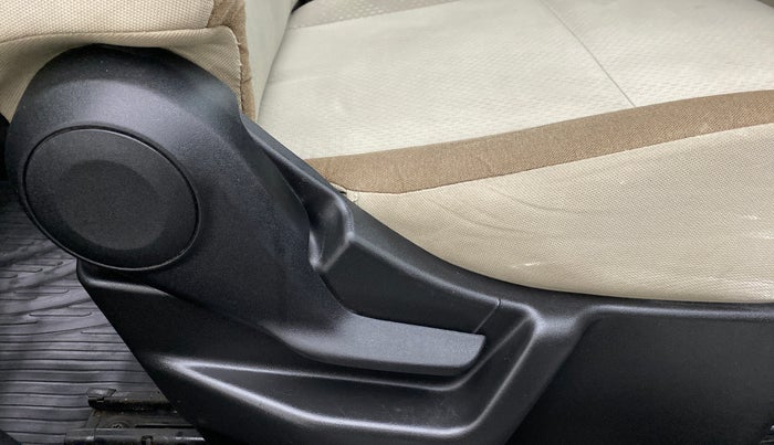 2019 Maruti New Wagon-R ZXI 1.2 AMT, Petrol, Automatic, 45,448 km, Driver Side Adjustment Panel
