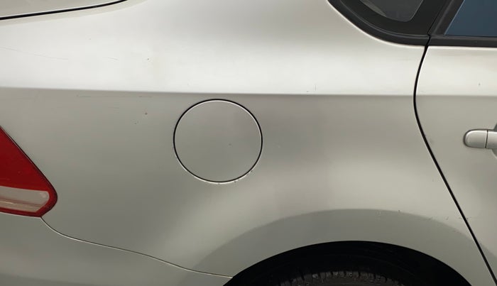 2011 Volkswagen Vento TRENDLINE 1.6, Petrol, Manual, 69,805 km, Right quarter panel - Minor scratches