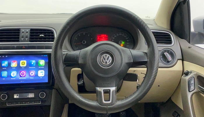 2011 Volkswagen Vento TRENDLINE 1.6, Petrol, Manual, 69,805 km, Steering Wheel Close Up