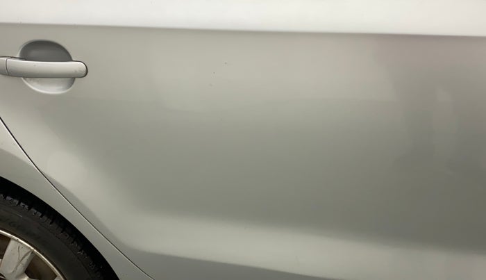 2011 Volkswagen Vento TRENDLINE 1.6, Petrol, Manual, 69,805 km, Right rear door - Minor scratches