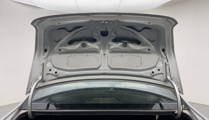 2011 Toyota Etios V, Petrol, Manual, 85,303 km, Boot Door Open