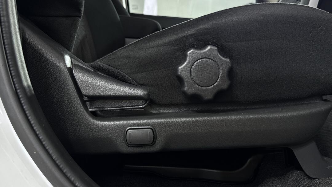 2023 Mitsubishi Pajero Sport Gls (4WD) 7 Seat, Automatic, 19204 km, Drivers Side Adjustment Panel