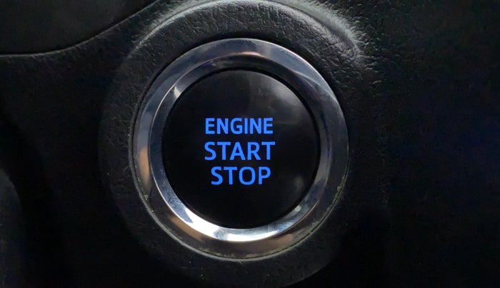 2016 Toyota Innova Crysta 2.7 VX 7 STR, Petrol, Manual, 59,777 km, Keyless Start/ Stop Button