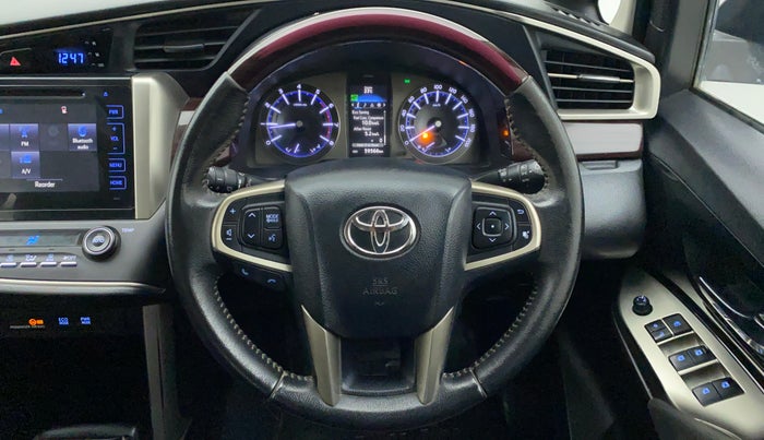 2016 Toyota Innova Crysta 2.7 VX 7 STR, Petrol, Manual, 59,777 km, Steering Wheel Close Up