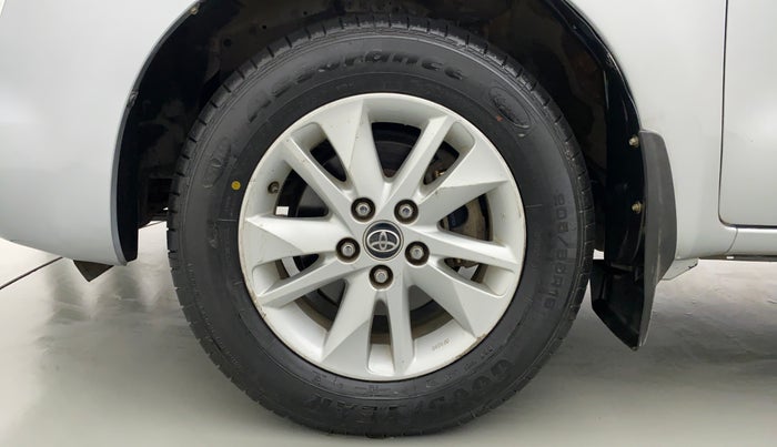 2016 Toyota Innova Crysta 2.7 VX 7 STR, Petrol, Manual, 59,777 km, Left Front Wheel