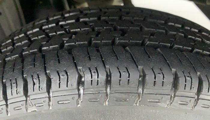 2017 Maruti Alto K10 VXI P, Petrol, Manual, 21,286 km, Left Rear Tyre Tread