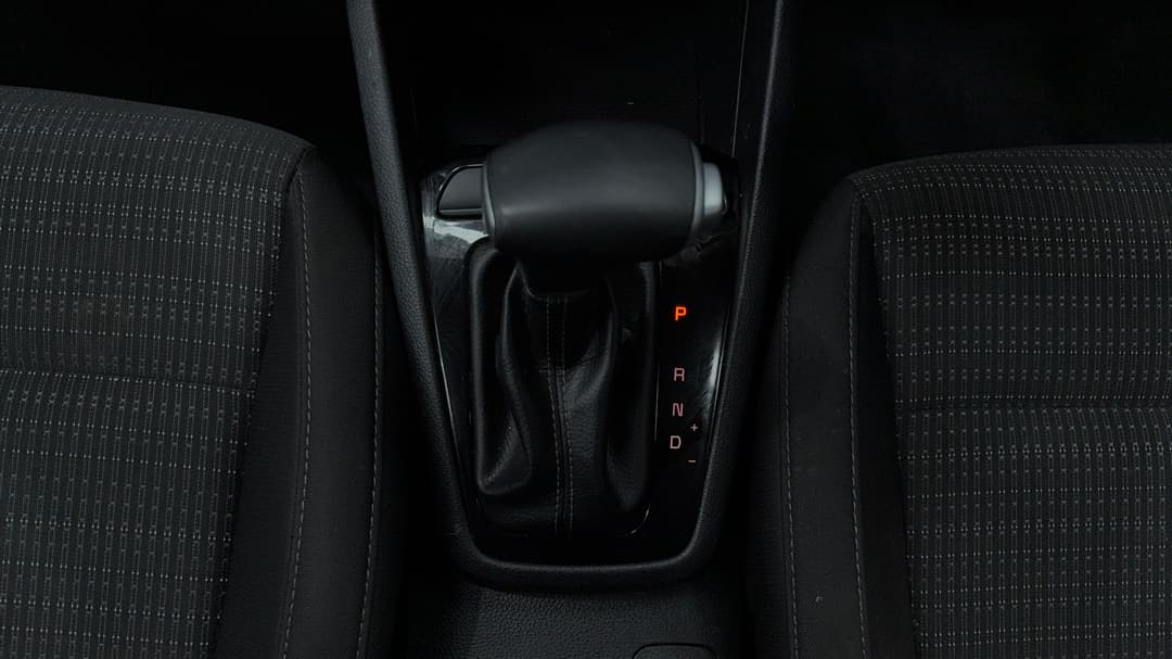 2023 Kia Stonic Sport, Automatic, 55827 km, Gear Lever 