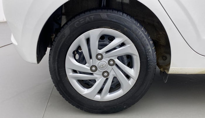 2021 Hyundai GRAND I10 NIOS MAGNA 1.2 AT, Petrol, Automatic, 52,180 km, Right Rear Wheel