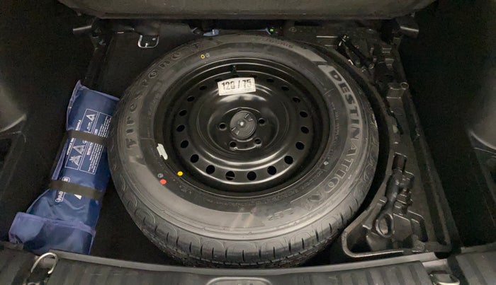 2017 Jeep Compass LONGITUDE 2.0 DIESEL, Diesel, Manual, 77,884 km, Spare Tyre