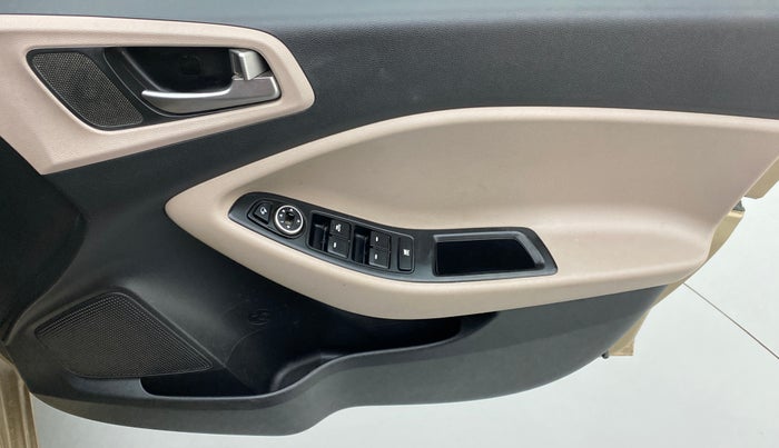 2014 Hyundai Elite i20 ASTA 1.2, Petrol, Manual, 75,552 km, Driver Side Door Panels Control