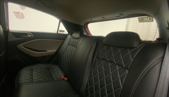2014 Hyundai Elite i20 SPORTZ 1.2, Petrol, Manual, 44,599 km, Right Side Rear Door Cabin