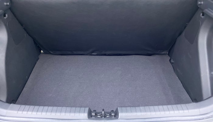 2019 Hyundai Elite i20 1.2 MAGNA PLUS VTVT, Petrol, Manual, 10,592 km, Boot Inside