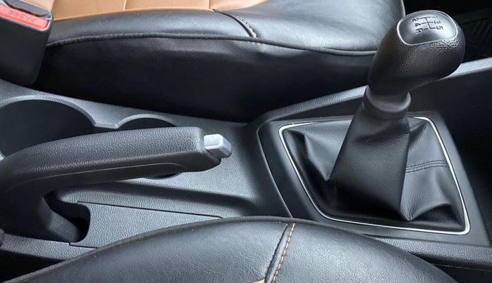 2019 Hyundai Elite i20 1.2 MAGNA PLUS VTVT, Petrol, Manual, 10,592 km, Gear Lever
