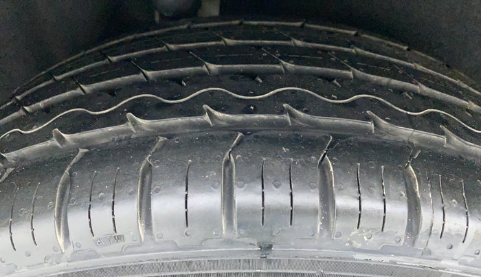2014 Ford Ecosport 1.5TITANIUM TDCI, Diesel, Manual, 78,597 km, Right Rear Tyre Tread