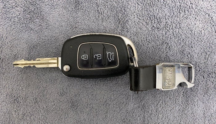 2016 Hyundai Elite i20 SPORTZ 1.2, Petrol, Manual, 84,801 km, Key Close Up